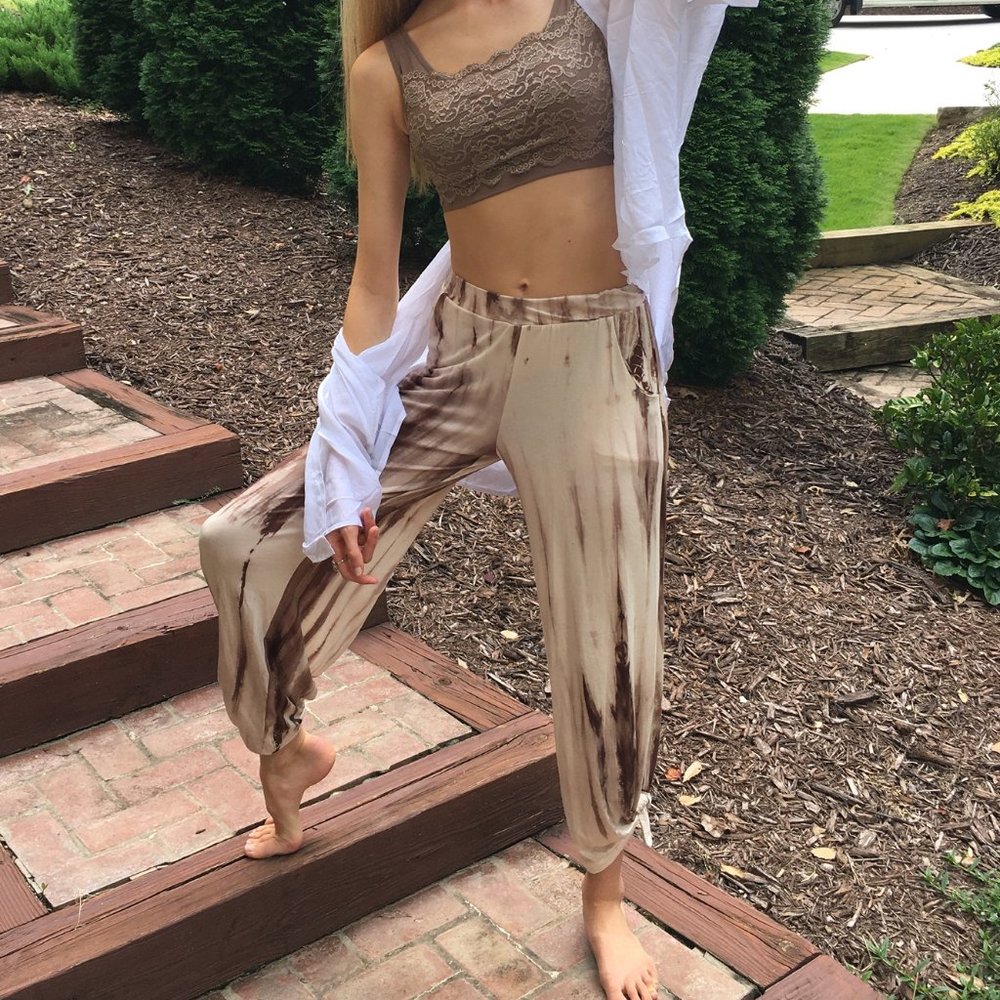 Super Cute BOHO Tie Dye Pants - Picture 4 of 12